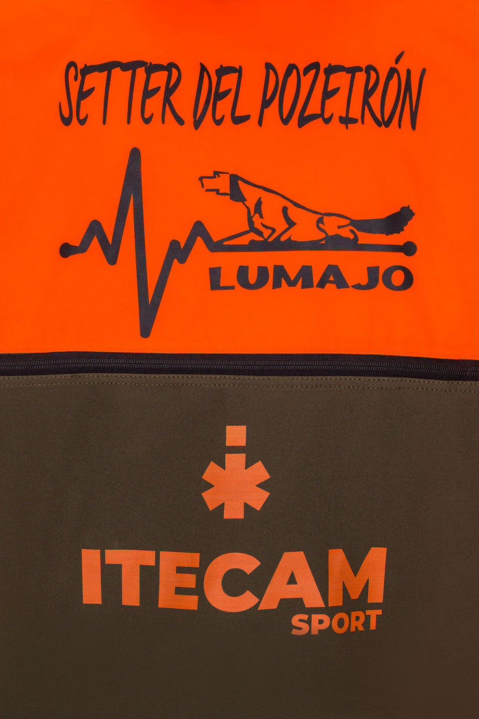 detalle personalización softshell
